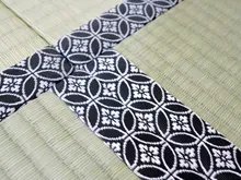 永福寺様 紋縁の畳を納めさせていただきました。